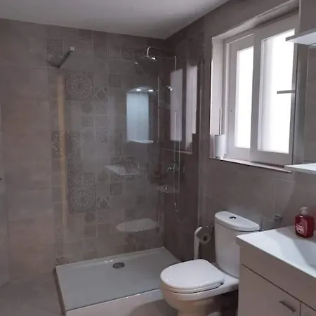 Aqua Marine Apt.6 - Entire Unit Lejlighed *