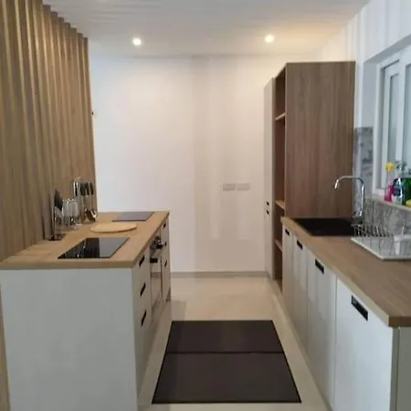 Lejlighed Aqua Marine Apt.6 - Entire Unit