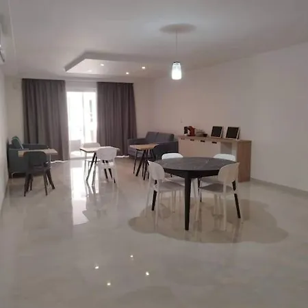 Aqua Marine Apt.6 - Entire Unit