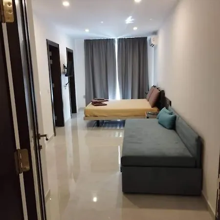 Aqua Marine Apt.6 - Entire Unit St. Paul's Bay