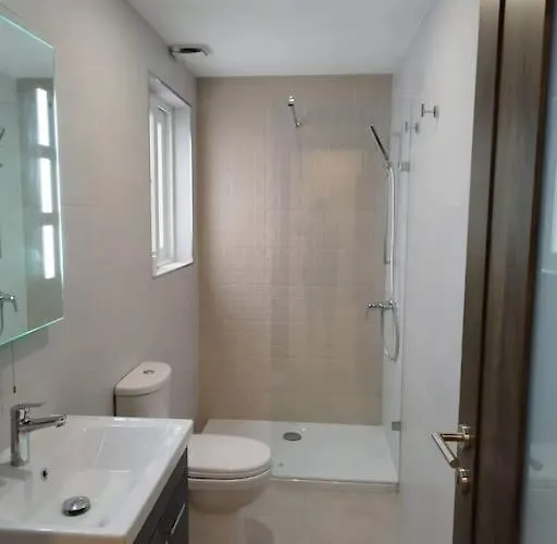 Aqua Marine Apt.6 - Entire Unit St. Paul's Bay