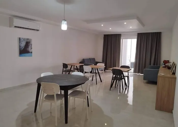 Aqua Marine Apt.6 - Entire Unit * St. Paul's Bay