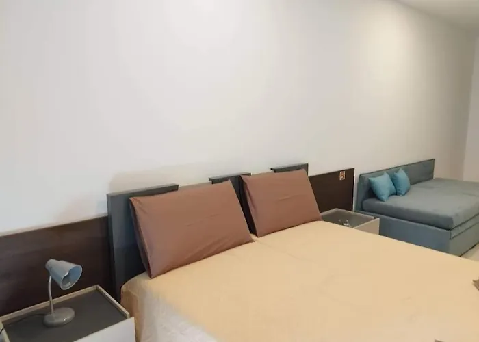 Aqua Marine Apt.6 - Entire Unit