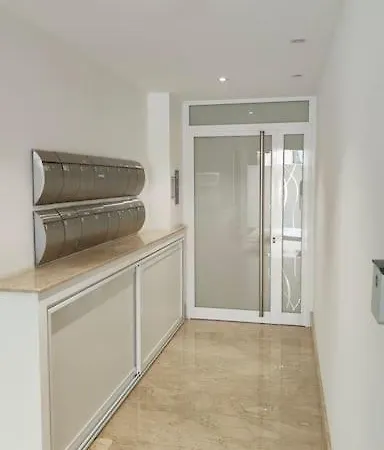 Aqua Marine Apt.6 - Entire Unit * St Paul's Bay