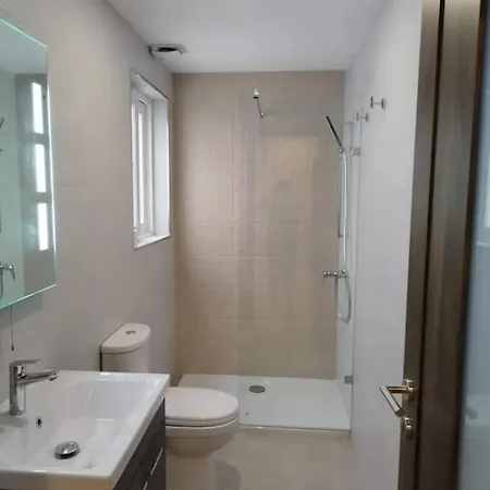 Aqua Marine Apt.6 - Entire Unit St Paul's Bay